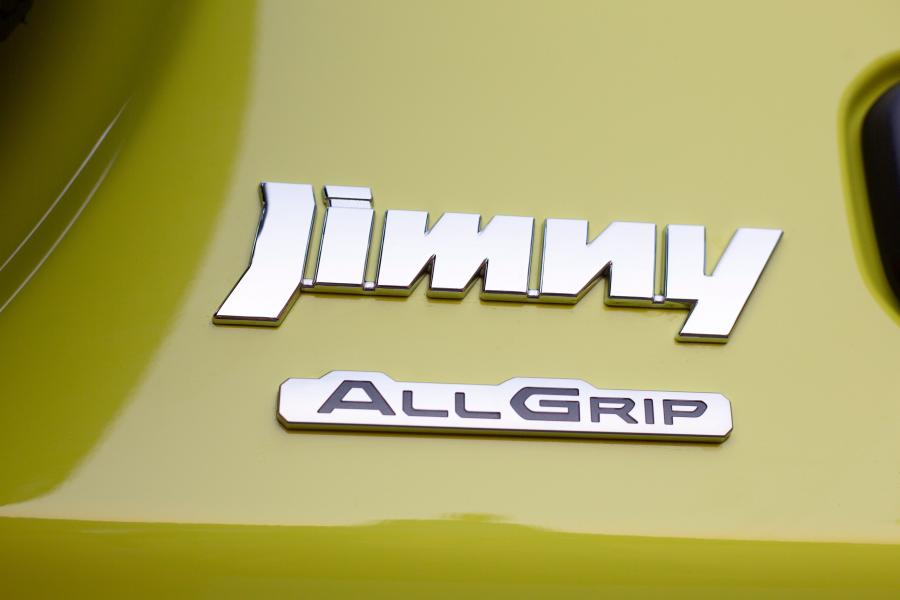 Логотип Suzuki Jimny AllGrip 2018 года  (ZA) (фото 14 из 24)